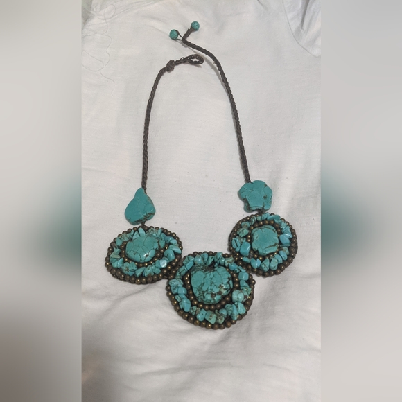 Turquoise Necklace - Picture 4 of 4